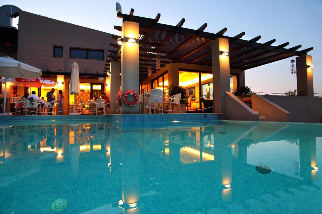 Hotel Tesoro Nikiana Exterior photo