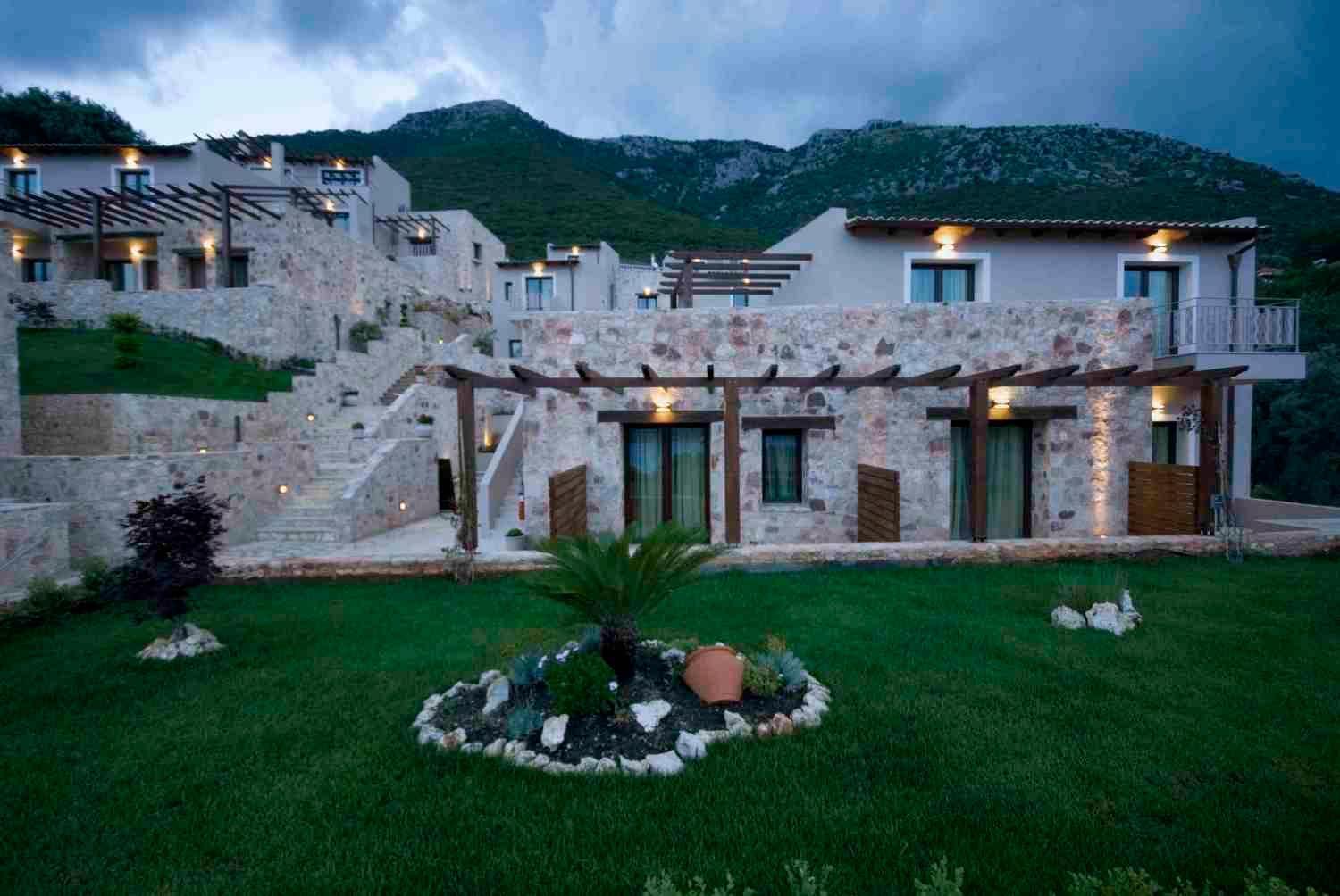 Hotel Tesoro Nikiana Exterior photo