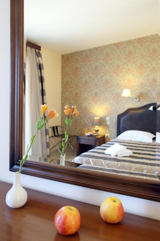 Hotel Tesoro Nikiana Room photo