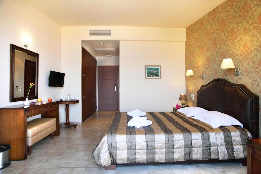 Hotel Tesoro Nikiana Exterior photo